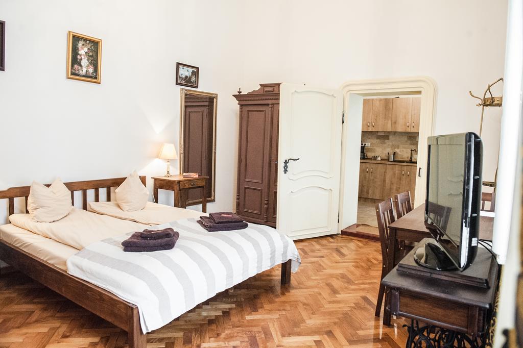 Brukenthal Central Apartments Sibiu Phòng bức ảnh
