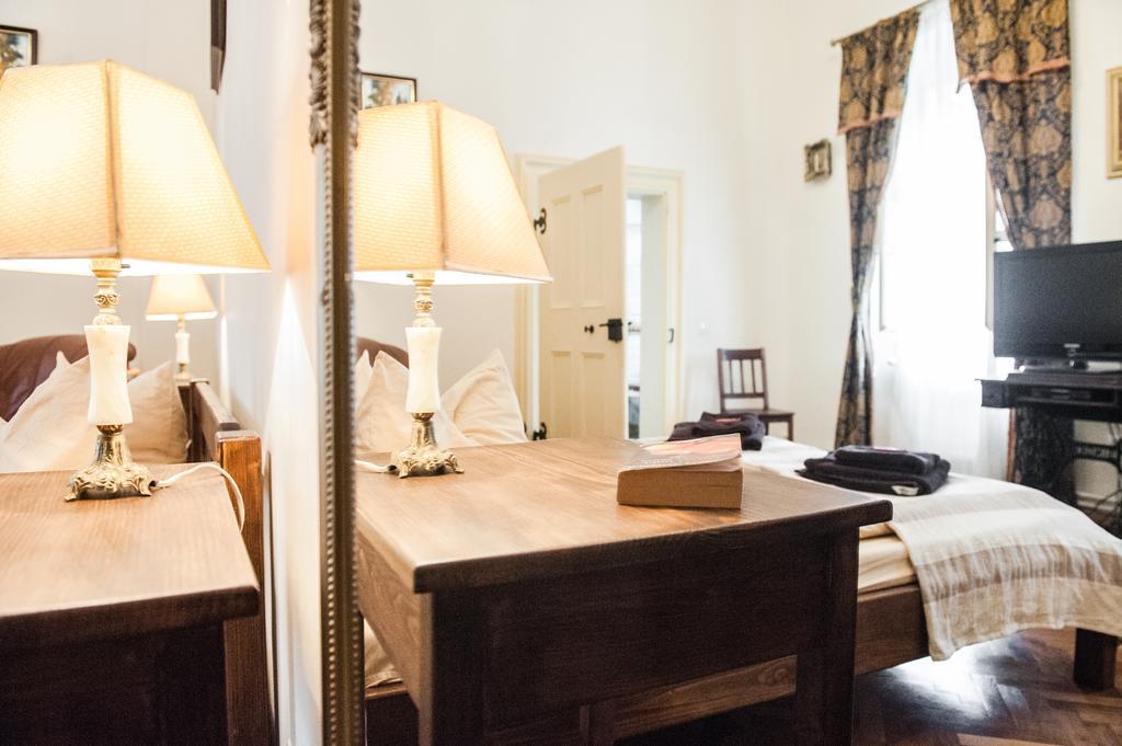 Brukenthal Central Apartments Sibiu Phòng bức ảnh