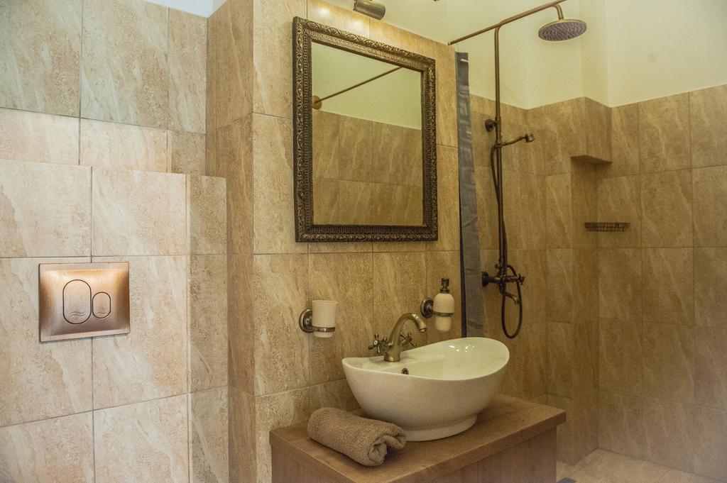 Brukenthal Central Apartments Sibiu Phòng bức ảnh